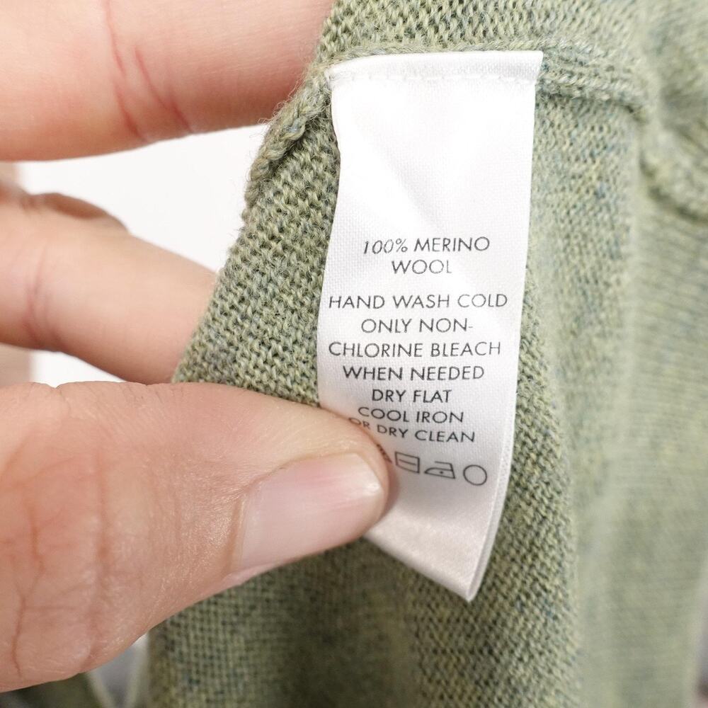 Calvin Klein Sweater Mens Large Merino Wool Pullover V-Neck Extra Fine‎ - Picture 7 of 8